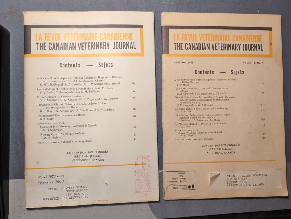Lot of 2 Vintage The Canadian Veterinary Journal 1976 1977 Vol 17 No 3 Vol 18 No